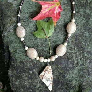 Brown floral necklace